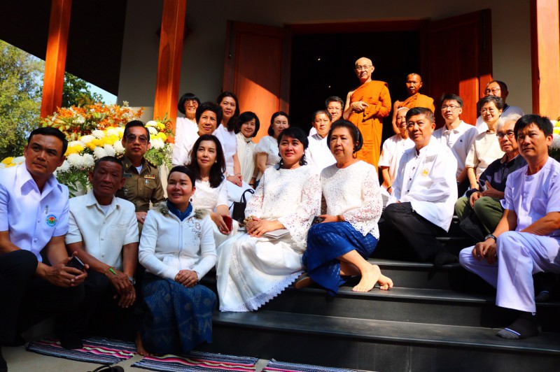 พิธีบรรจุพระบรมสารีริกธาตุบรรจุอัฐิธาตุหลวงปู่มั่น ภูริทัตโต อัฐิธาตุพระอาจารย์กู่ ธมฺมทินฺโน และอัฐิธาตุพระอาจารย์กว่า สฺมโน ณ วัดป่ากลางโนนภู่ ต.ไร่ อ.พรรณานิคม จ.สกลนคร